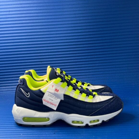 Size 10- Women’s Nike ID Air Max 95 3M Thinsulate White Blue Lime DA7572-991 NEW